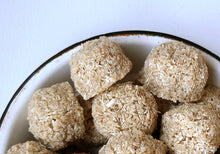 Load image into Gallery viewer, Vanilla Macaroons